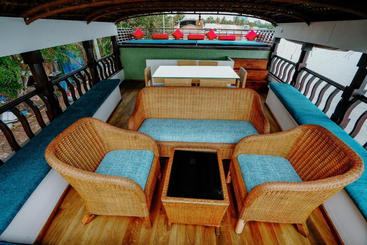 Hotel Why Not Houseboat Alappuzha Exteriér fotografie